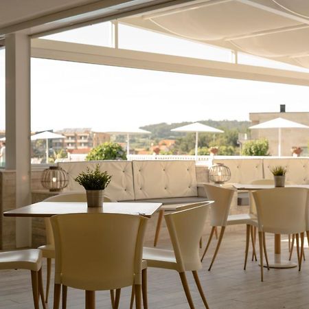פורטונובו Hotel Piramide 2 מראה חיצוני תמונה