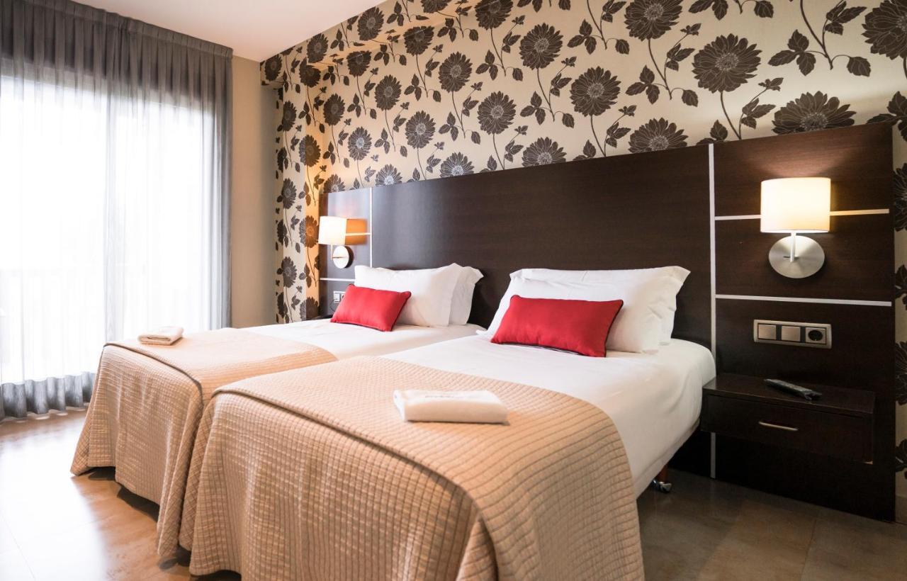 פורטונובו Hotel Piramide 2 מראה חיצוני תמונה